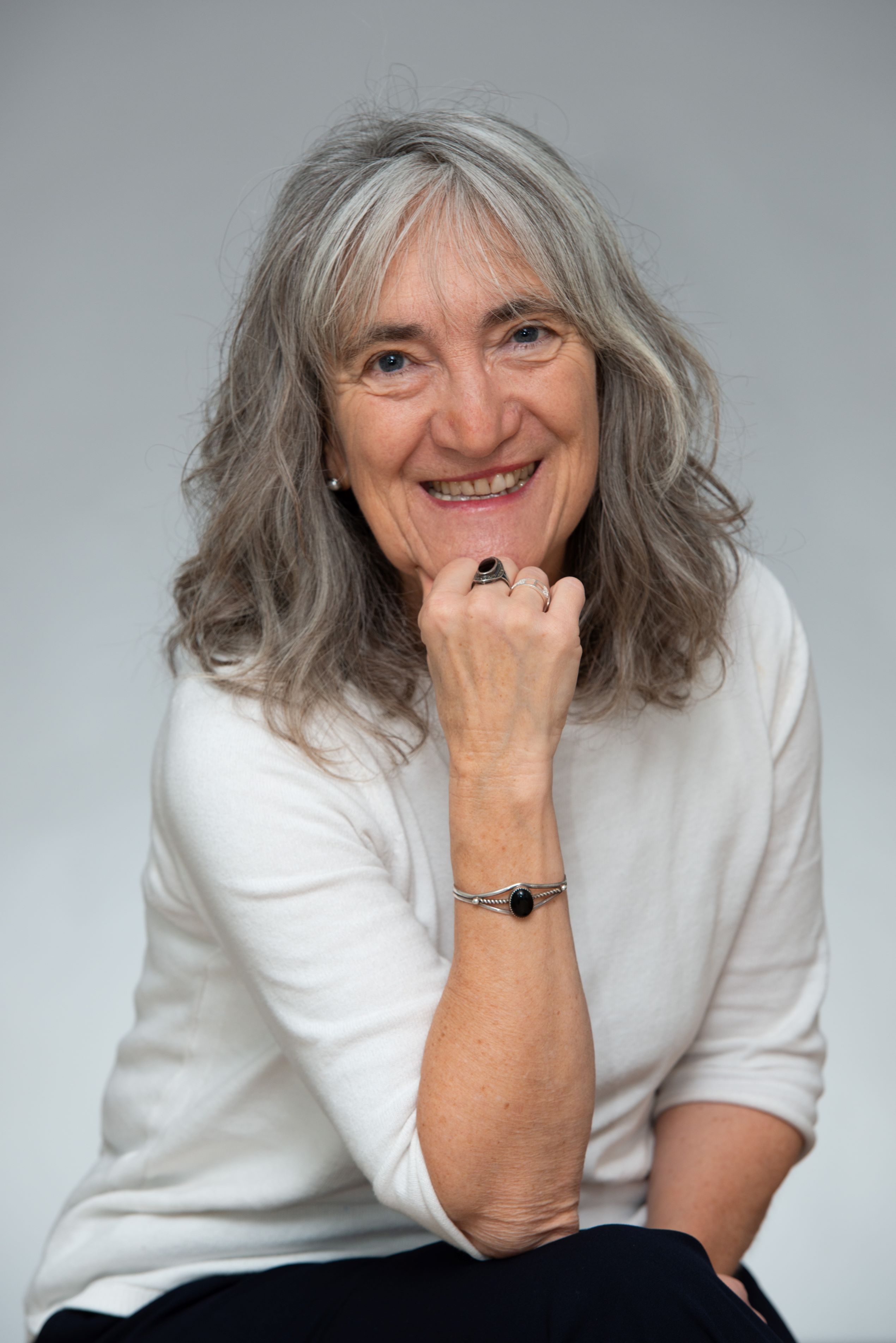 Dr. Doris Bell
